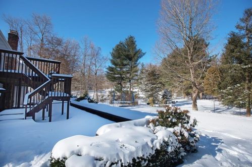 97 Holmes Rd, Ridgefield CT  06877-4303 exterior