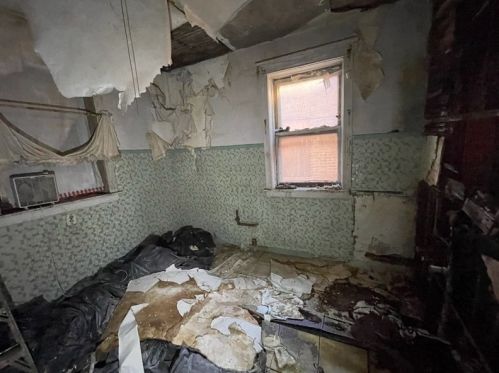 7925 May St, Chicago IL exterior