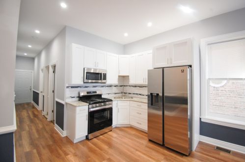 1817 Lawndale Ave, Chicago IL  60647-8350 exterior