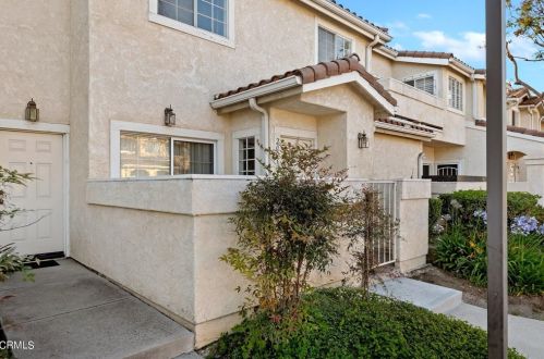 2003 Blackberry Cir, Oxnard, CA 93036-9065