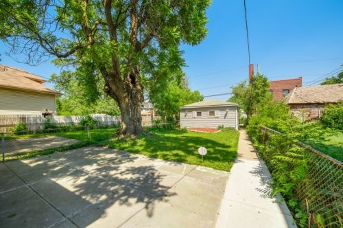 11955 Lafayette Ave, Chicago IL  60628-6125 exterior