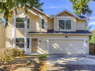 12835 20th Ave, Portland, OR 97222-7901