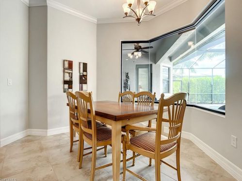 10083 Biscayne Bay Ln, Naples FL 34120-3754 exterior