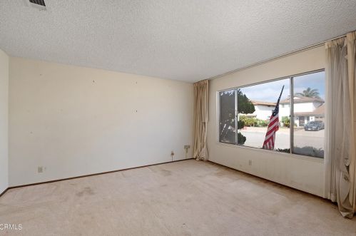 3450 Schooner Walk, Oxnard CA 93035-1642 exterior