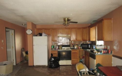 152 Fair St, Paterson NJ  07501-1528 exterior