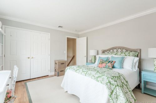 119 Deforest Rd, Wilton CT 06897-1910 exterior