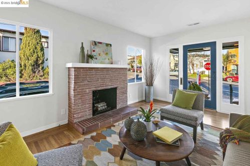 1070 Peralta, Berkeley CA 94706-2118 exterior