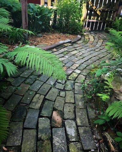 309 Mineral St, Milwaukee WI 53204-1739 exterior