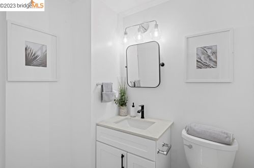 1334 Kains, Berkeley CA 94702-1016 exterior