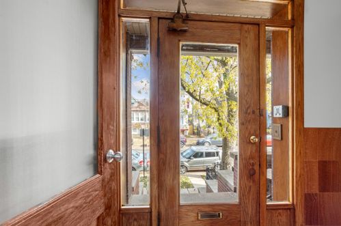 1938 Kedvale Ave, Chicago, IL 60639-3523