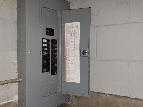 4139 Montreal St, Milwaukee WI 53216-1756 exterior