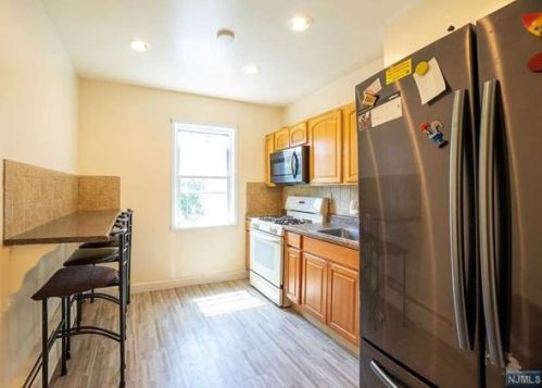 703 28 St, Union City NJ 07087-2305 exterior