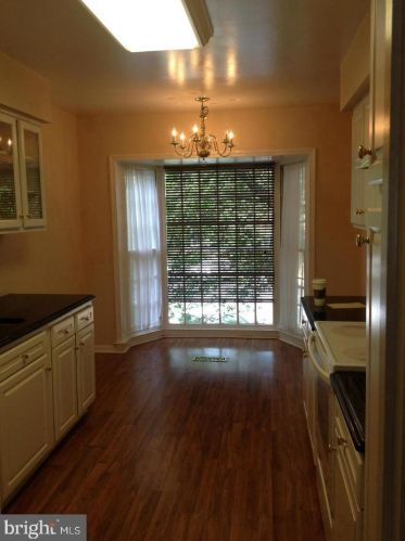 7406 Hallcrest Dr, Mc Lean VA  22102-2912 exterior