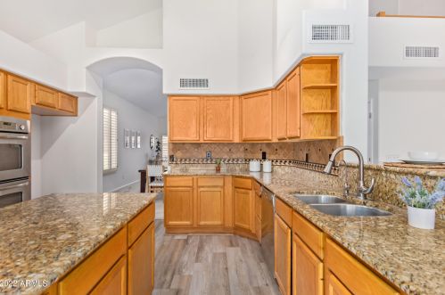 15814 31st St, Phoenix AZ 85040-0791 exterior