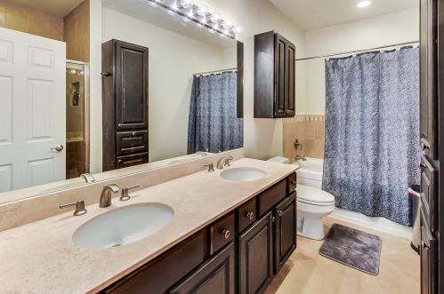 1454 Sangamon St, Chicago IL 60608-2203 exterior