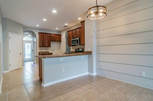 5706 Butterfield St, Riverview FL 33578-3733 exterior