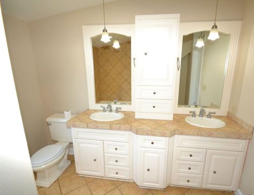 2422 59, Milwaukee WI 53219-2116 exterior