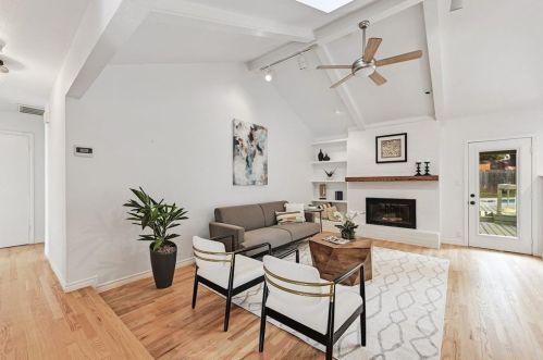 9002 Collingwood Dr, Austin TX 78748-5209 exterior