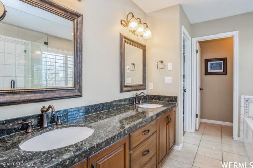 10664 Trailridge Cir, Sandy UT 84092-4758 exterior