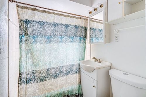 10939 King Dr, Chicago IL 60653-3311 exterior