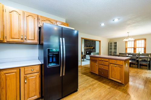 402 Lk St, Berrien Springs MI 49103-1220 exterior