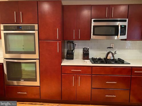 1923 Ellsworth St, Philadelphia PA  19146-2803 exterior