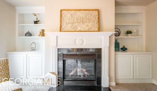 7490 Glisten Ave, Atlanta GA 30328-2865 exterior