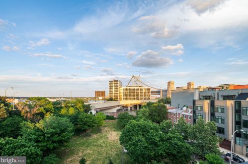 308 2nd St, Philadelphia PA 19133-0040 exterior