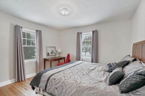 49 Mitchell Ave, Poughkeepsie NY 12603-3422 exterior