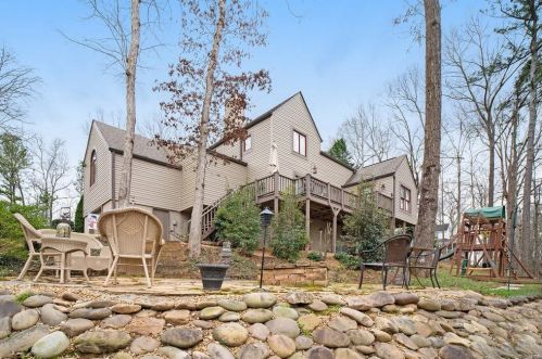 4610 Sherman Allen Rd, Gainesville GA 30507-8851 exterior