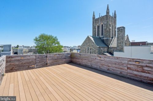 1527 Berks St, Philadelphia PA  19125-2801 exterior