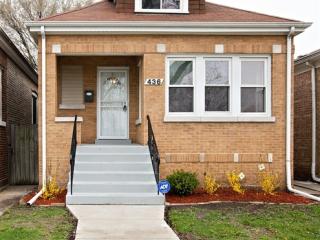 436 90th St, Chicago IL  60619-6727 exterior