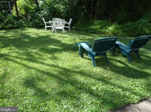 1202 Mulberry St, Chester PA 19015-3046 exterior