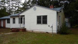 6664 Maple St, Milton, FL 32570-2809