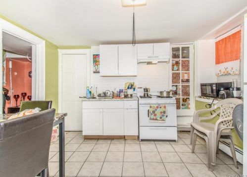 3278 Perry Ave, Bronx NY 10467-3255 exterior