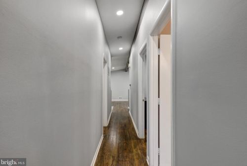 11404 Fairoak Dr, Silver Spring MD  20902-3137 exterior