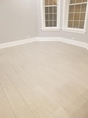 4113 Gladys Ave, Chicago IL 60624-3021 exterior