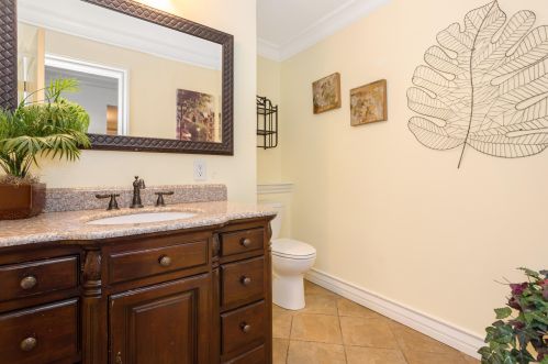 35025 Linda Rosea Rd, Temecula CA 92592-9529 exterior