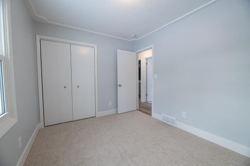 1748 Prince Ln, Meskegon MI  49445-1742 exterior