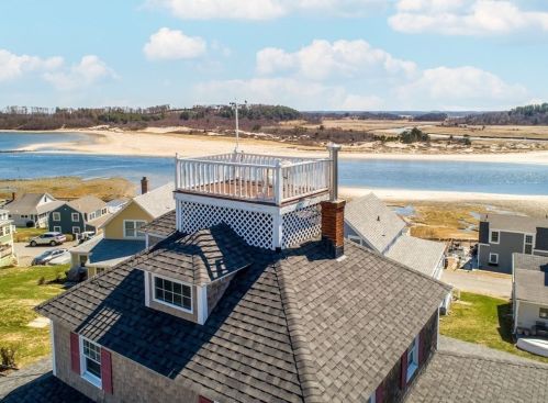 25 Hilltop Rd, Ipswich, MA 01938-1542