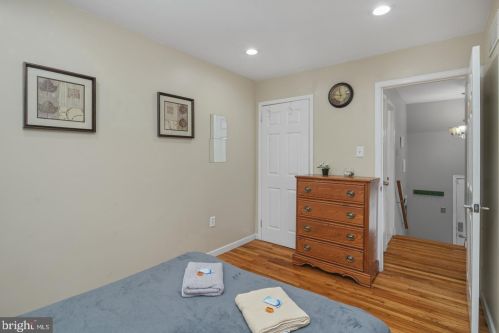 740 20th St, Philadelphia PA  19130-2004 exterior