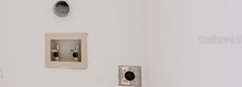 9517 Citrus Glen Pl, Tampa FL  33618-4032 exterior