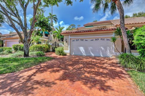 22540 Caravelle Cir, Boca Raton, FL 33433-5909