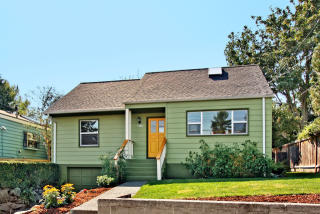 7341 14 Ave, Seattle WA  98166-3410 exterior