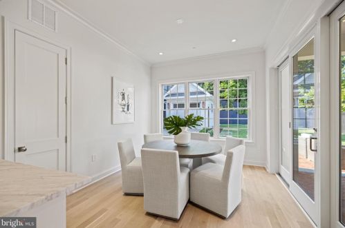 4511 Klingle St, Washington DC  20016-3580 exterior