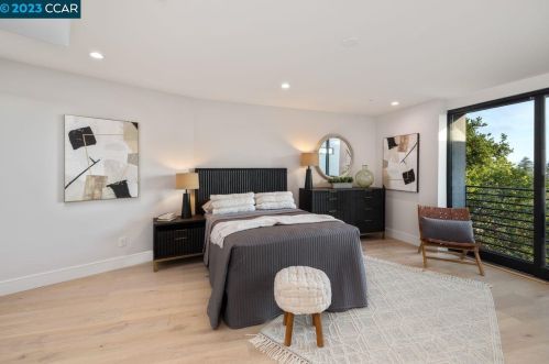 524 Cragmont Ave, Berkeley CA 94708-1207 exterior