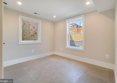 4215 16th St, Washington DC  20011-7005 exterior