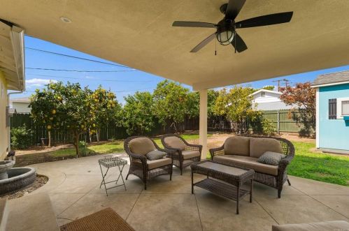 833 Willow Dr, Brea CA 92821-5052 exterior