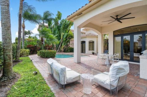 17894 Monte Vis Dr, Boca Raton FL 33496-1057 exterior