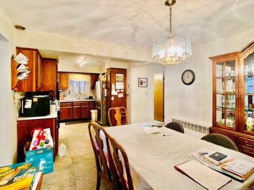 1835 Mayflower Ave, Bronx NY 10461-4007 exterior